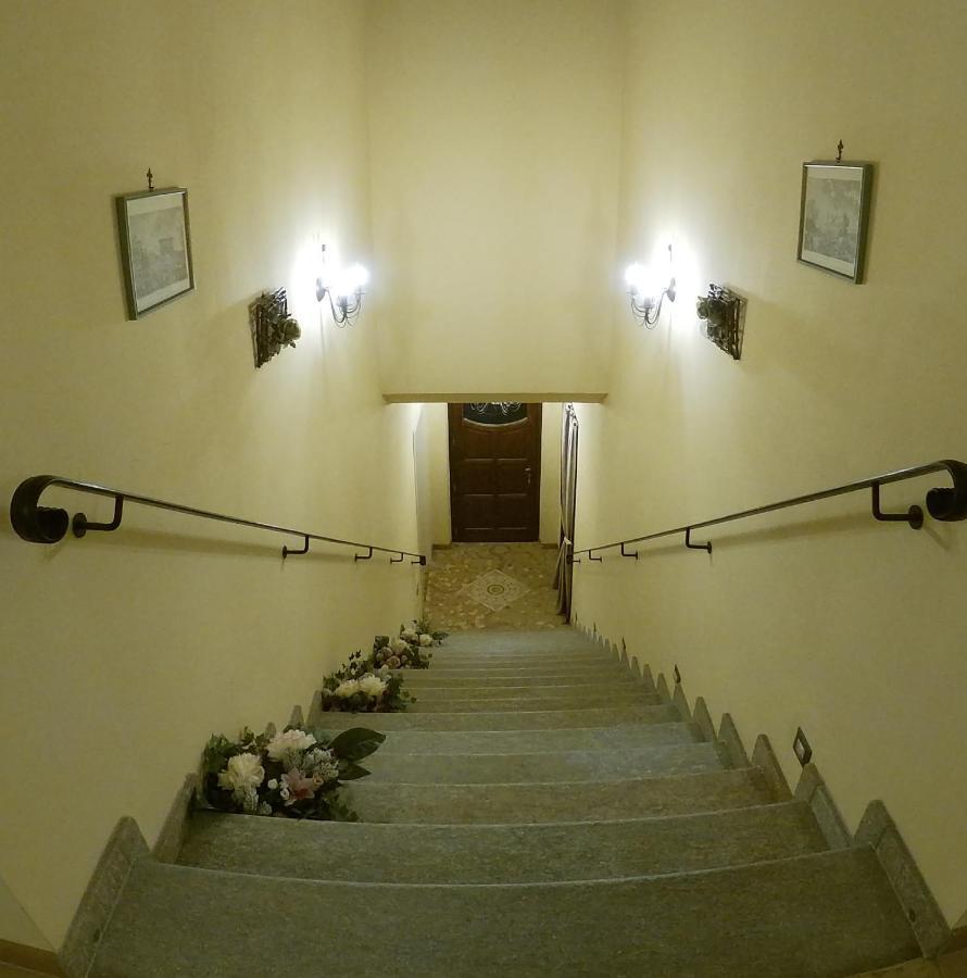 Agriturismo Locanda Dei Cacciatori Dogliani Exterior photo